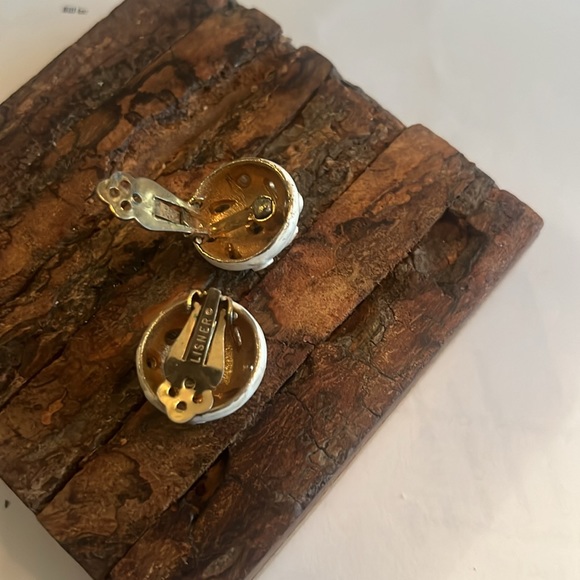 GUC Lisner Vintage Clip-On Earrings Paisley Design - Picture 6 of 7